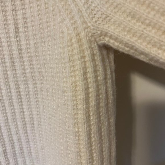 Gorgeous Ralph Lauren POLO cream sweater with cowl neck size Large - Picture 4 of 4